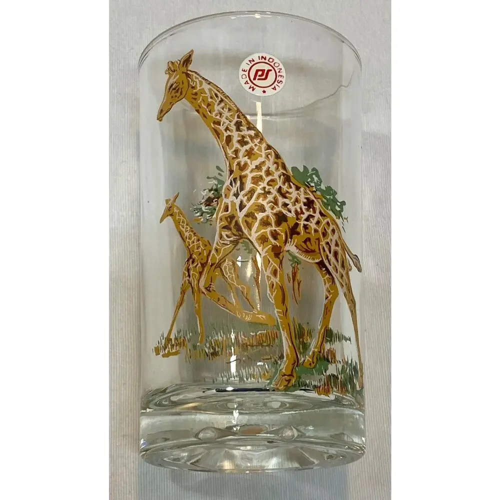 Vintage Wildlife/Safari Glasses Pasari Style Set of 6 African Animals w Young